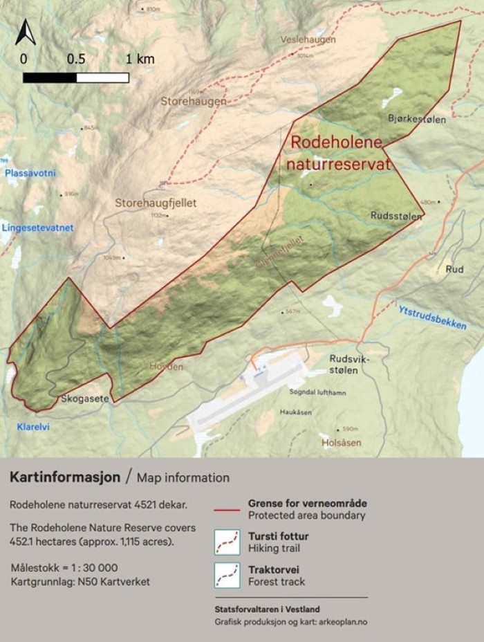 Kartet gir informasjon om utbreiinga av Rodeholene naturreservat. Det er 4521 dekar stort. Foto: Statsforvaltaren i Vestland. Kartet gir informasjon om utbreiinga av Rodeholene naturreservat. Det er 4521 dekar stort.