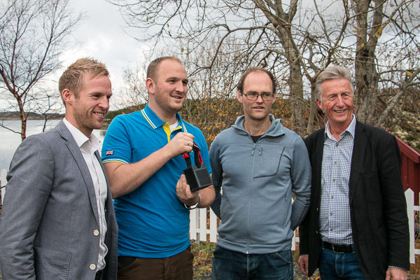 Folka frå Nofence og Landbruks- og matminister Jon Georg Dale