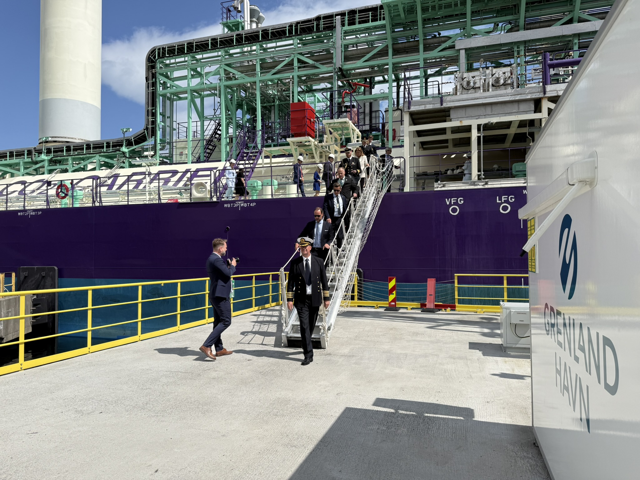 Besøk på Nortern Pathfinder, som er et av skipene som frakter karbonfangsten fra Brevik til Vestlandet. Foto: Sahra Tysse / Statsforvalteren i Vestfold og Telemark. Besøk på Nortern Pathfinder, som er et av skipene som frakter karbonfangsten fra Brevik til Vestlandet.