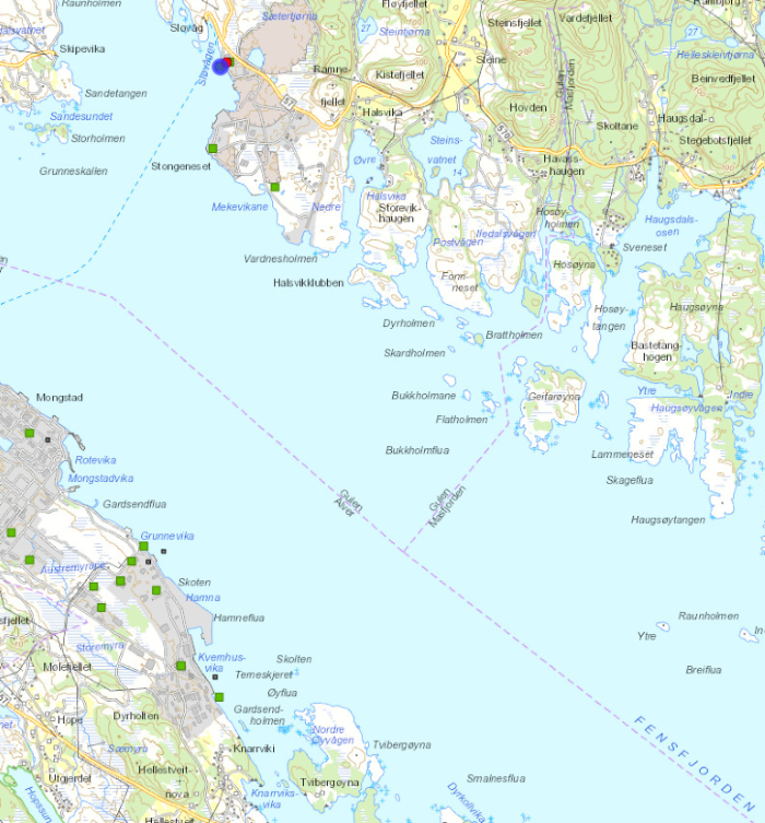 Stena Recycling AS søkjer om å etablere avfallsanlegg på Wergeland Base i Gulen. Foto: Utklipp av kart frå fylkesatlas. kartutsnitt av sjø og land Mongstad, Fensfjorden, Sløvågen