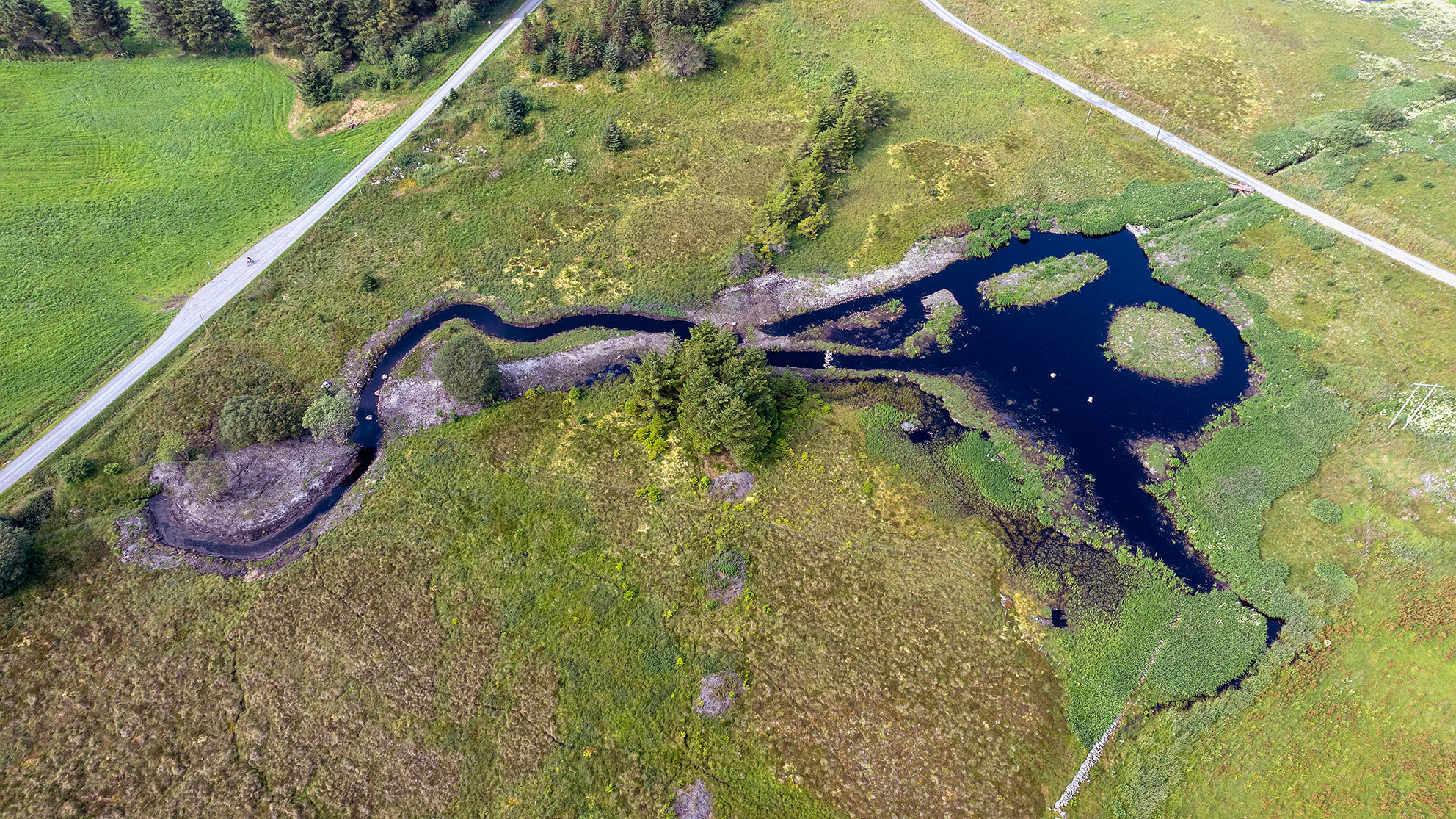 Det restaurerte vatnet Selviktjønna sett frå lufta.