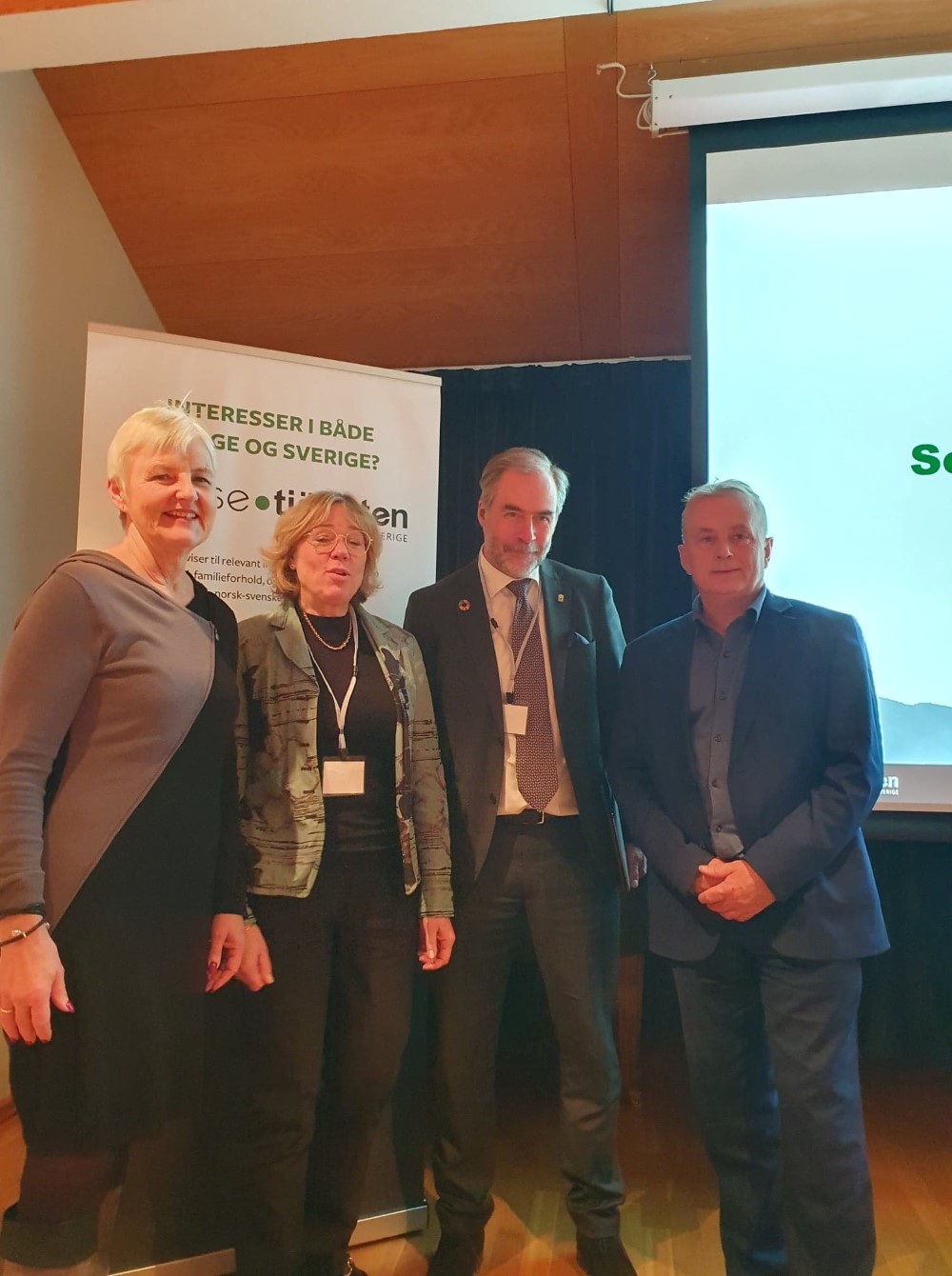 Fra venstre: Valgerd Svarstad Haugland, Statforvalter Oslo og Viken, Helena Höij, Landshövding Dalarne, Georg Andrèn Landshövding Värmland og Knut Storberget Statsforvalter Innlandet. 